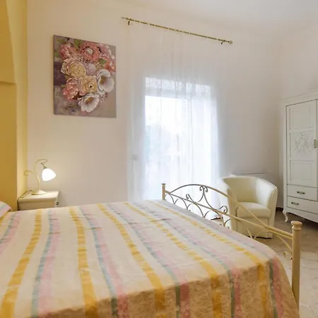 Cozy In With House A Panoramic View Giungano